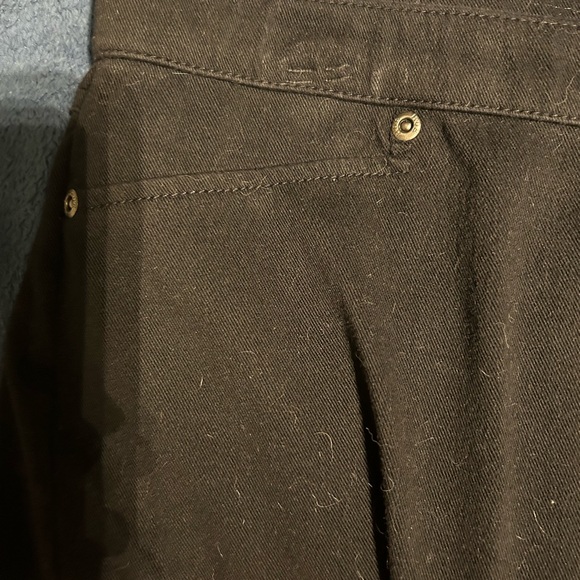 HUE brown women’s large pants. False front pockets. Back pockets. Elastic waist. - Picture 7 of 8
